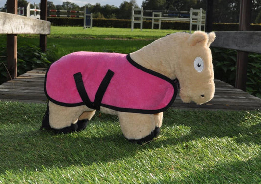 crafty ponies fleece rug - individual